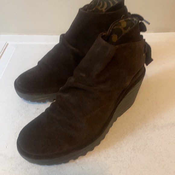 NEW FLY London Suede Ruched Ankle Boots w/ Tie YEBI Size 8.5 Euro 40 ESPRESSO - Picture 3 of 14